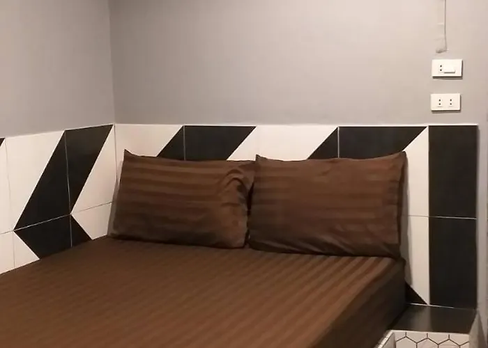 Benjamas Hostel Bangkok