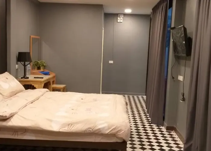 Benjamas Hostel